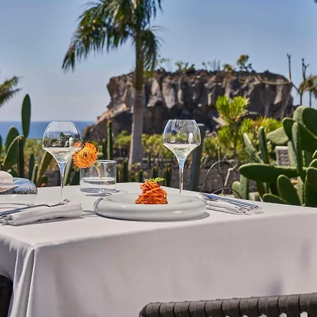 Royal Hideaway Corales (adults Only) Адехе